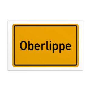 Ein gelb-schwarzes Schild mit Werbung für die Oberlippe-Postkarte.