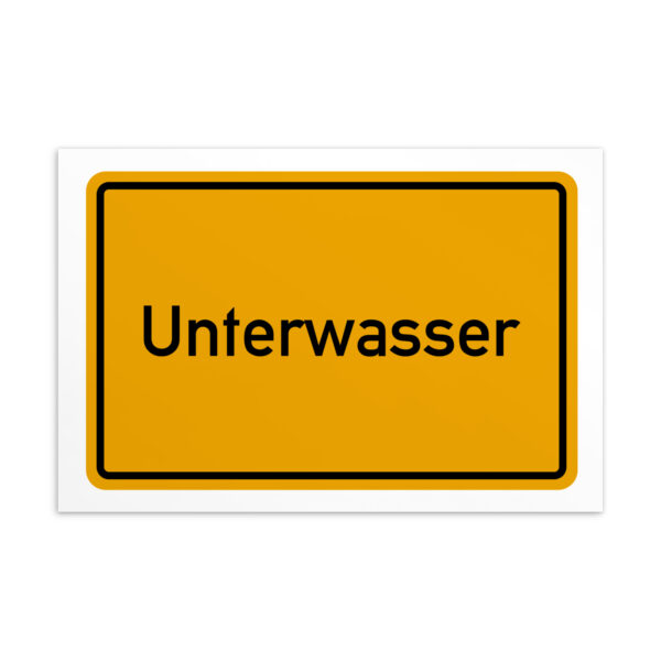 Ein Schild mit dem Wort Unterwasser-Postkarte in Gelb und Schwarz.