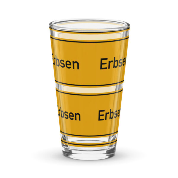 Ein Pint-Glas mit dem Wort Erbsen darauf.