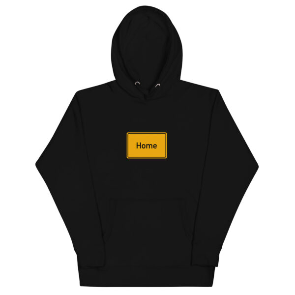 Ein Unisex-Kapuzenpullover mit der Aufschrift „Home“ darauf.